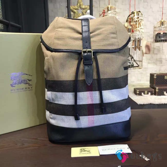 Burberry Backpack 5800 - 1