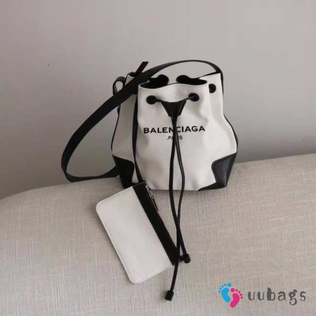 BALENCIAGA Bucket bag - 1