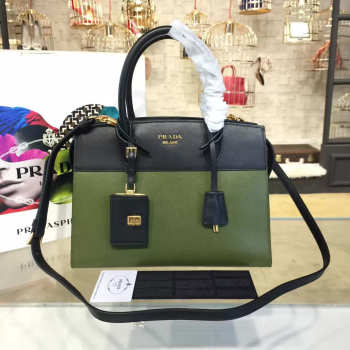 Prada Esplanade 3873