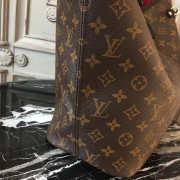 Louis Vuitton Neverfull Bag - 5