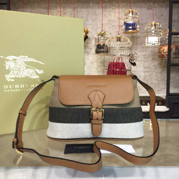 Burberry Shoulder Bag 5739