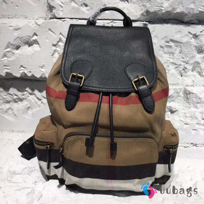 Burberry Backpack 5841 - 1