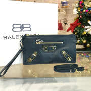 Balenciaga cluth bag - 1