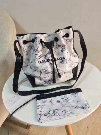 BALENCIAGA Bucket bag 5597