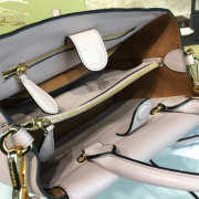 Burberry Shoulder Bag 5748 - 2