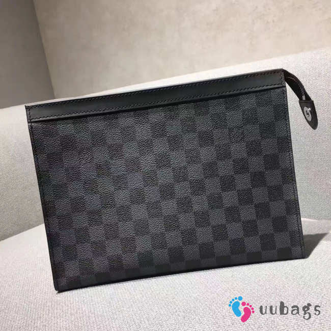 Louis Vuitton POCHETTE VOYAGE MM - 1