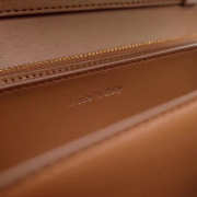 Celine Classis box 1138 - 2