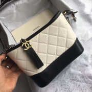 Chanel Gabrielle White spell black 20cm - 1