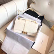 Chanel shoulder Bag White 24cm - 1