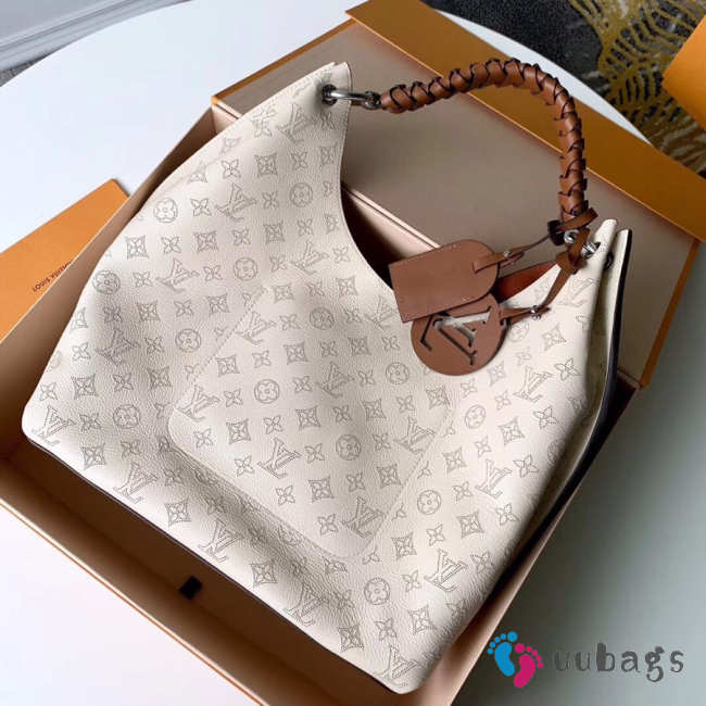 Louis Vuitton Carmel Mahina M53188 - 1