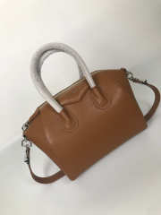 Givenchy SMALL ANTIGONA BAG - 3