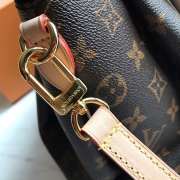 LOUIS VUITTON RIVOLI MM M44546 - 6