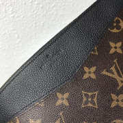 LV DAILY POUCH M62048 - 2