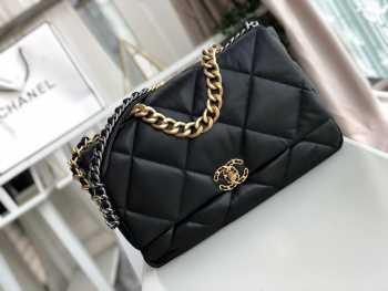 Chanel 19 Flap Large Bag Black 36cm