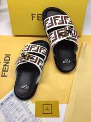 FENDI SLIDES 001 - 5