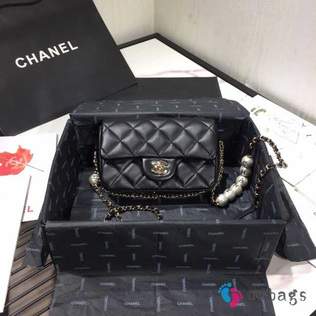 Chanel CF Mini Pear Black Bag 18cm - 1