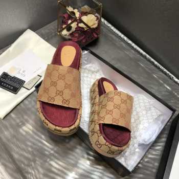 Gucci sandals