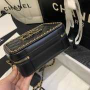 Chanel Vanity Case Black Small 18cm - 5