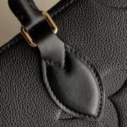 Louis Vuitton Onthego Black MM Bag - 5