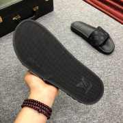 LV slippers for men - 5