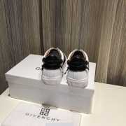 Givenchy Sneakers  - 3