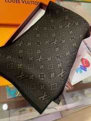 LV scarf 004 for man  - 5