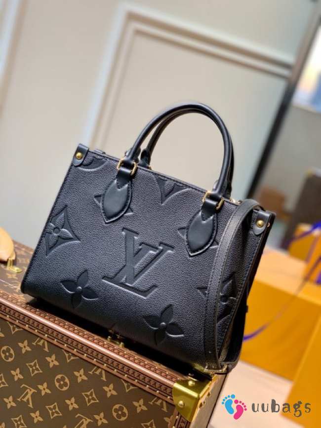 Louis Vuitton Onthego M45653 PM Bag 25cm  - 1