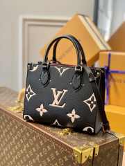 Louis Vuitton Onthego M45659 PM Bag 25cm - 1