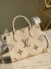 Louis Vuitton Onthego M45654 PM Bag 25cm - 1