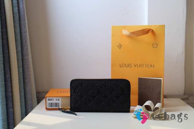 LV Zippy Wallet M60571  - 1