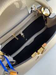 LV Capucines M94428 - 5