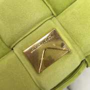 Bottega Veneta The Chain Cassette Green Velvet Bag - 6