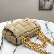 Bottega Veneta The Chain Cassette Brown Velvet Bag - 4