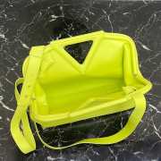 Bottega Veneta top handle bag in yellow - 5