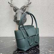 Bottega Veneta Mini intreccio leather top handle bag - 3