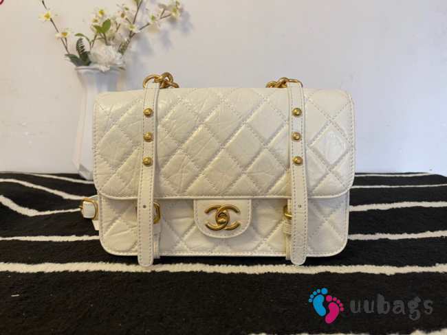 Chanel FlapBag White Leather AS2696 - 1