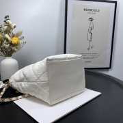 Chanel Crumpled Lambskin Mini Hobo Bag White - 5