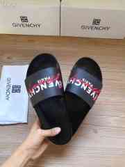 Men Givenchy Slippers - 3