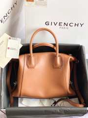 Givency Small Antigona Soft Bag In Brown Leather - 3