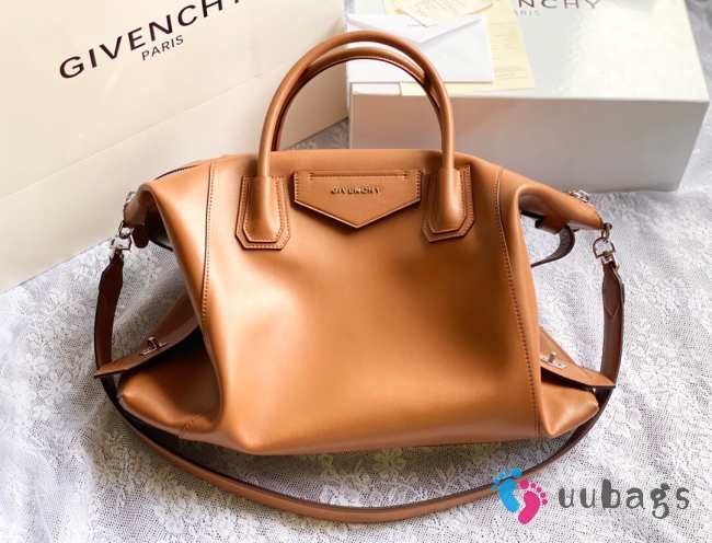 Givency Medium Antigona Soft Bag In Brown Leather - 1