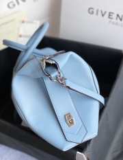 Givency Medium Antigona Soft Bag In Blue Leather 45x8x35cm. - 4