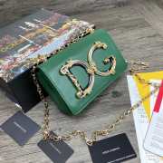 Dolce & Gabbana Nappa leather DG Girls shoulder bag in green - 4