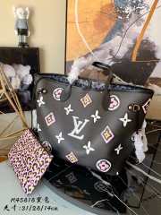 Louis Vuitton Neverfull MM Autres Toiles Monogram in Black  - 1