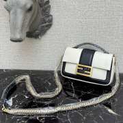 Fendi baguette chain white leather bag 19cm 8BR783 - 6