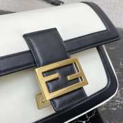 Fendi baguette chain white leather bag 27cm 8BR783 - 2