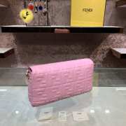 Fendi Baguete pink leather bag 32cm - 3