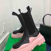 Bottega Veneta Boots in pink/black  - 4