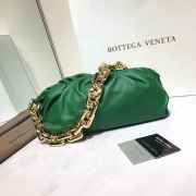 Bottega Veneta The Chain Pouch green shoulder bag - 1