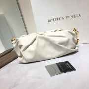 Bottega Veneta The Chain Pouch white shoulder bag - 6