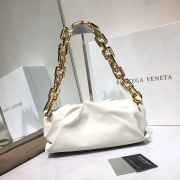 Bottega Veneta The Chain Pouch white shoulder bag - 5